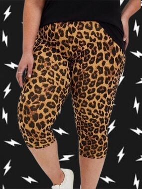 Torrid Leopard Petal Pushers Capri Leggings 1X Plus Size